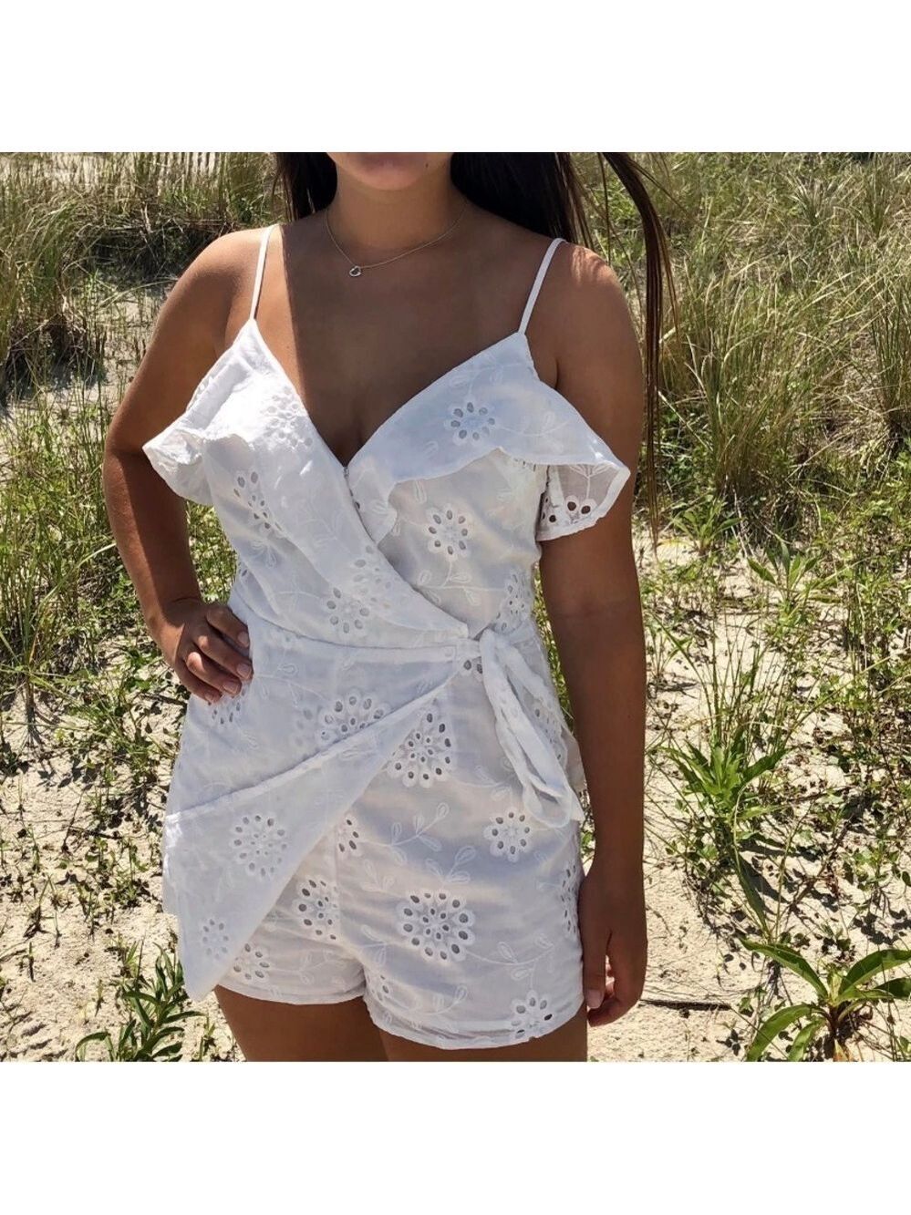 Blue Blush White Floral Lace Spaghetti Strap Wrap Skirt Romper Size Large